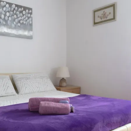 Kristina, Comfortable And Close To The Center 斯普利特